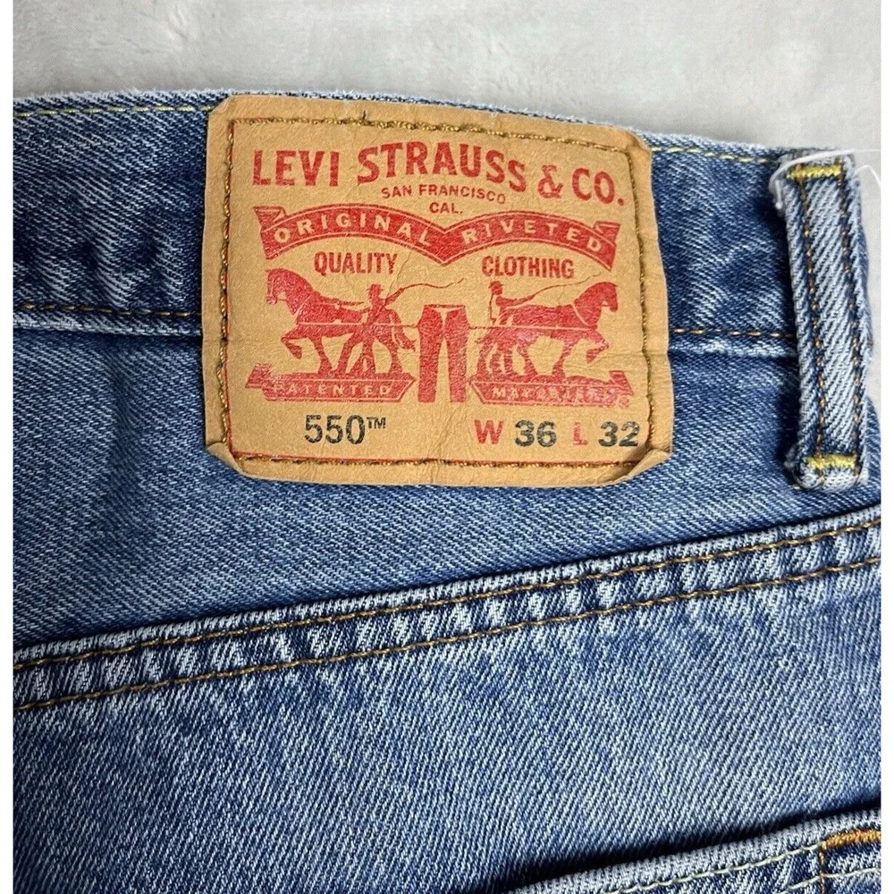 LEVIS 550 Jean Men 36x32 Stonewash Denim Relaxed Straight Cotton Cowboy Whisker